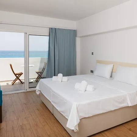 Azure Bay Hotel *