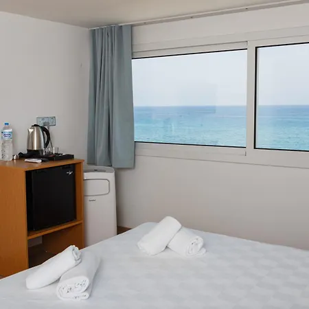 Hotel Azure Bay