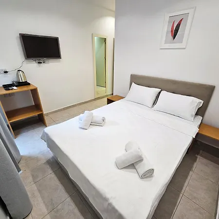 Hotel Azure Bay Ayvaryara