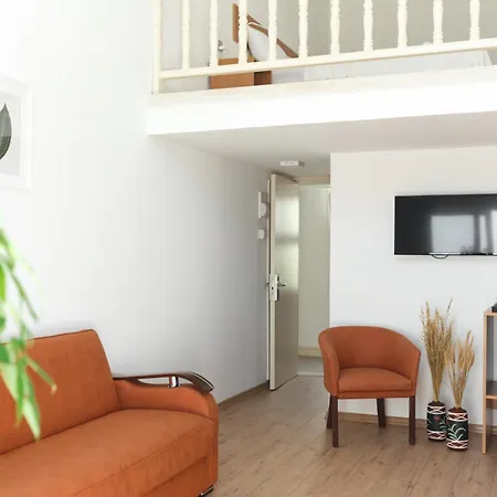 Azure Bay * Agia Varvara