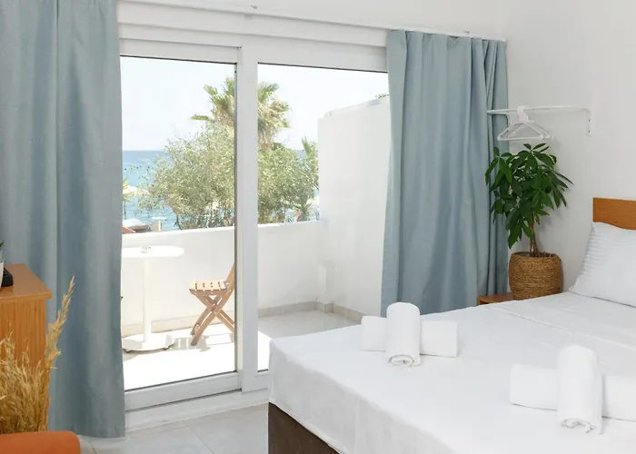 Azure Bay Ξενοδοχείο *