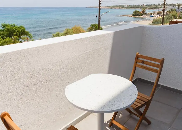 Azure Bay Ξενοδοχείο Ayvaryara