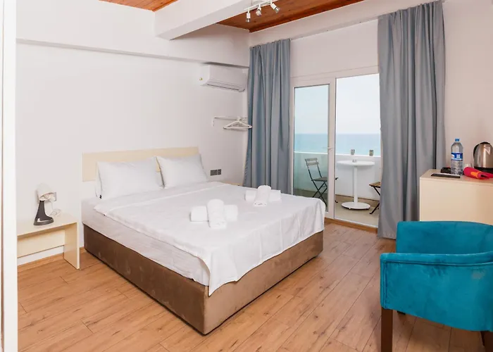 Azure Bay * Ayvaryara