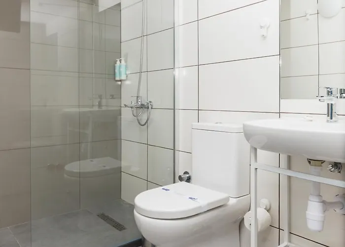 Azure Bay * Ayvaryara