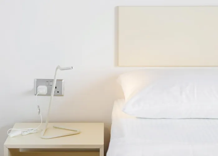 Hotel Azure Bay Ayvaryara